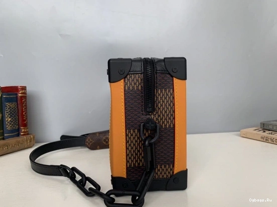 VUITTON SOFT LOUIS TRUNK 0118